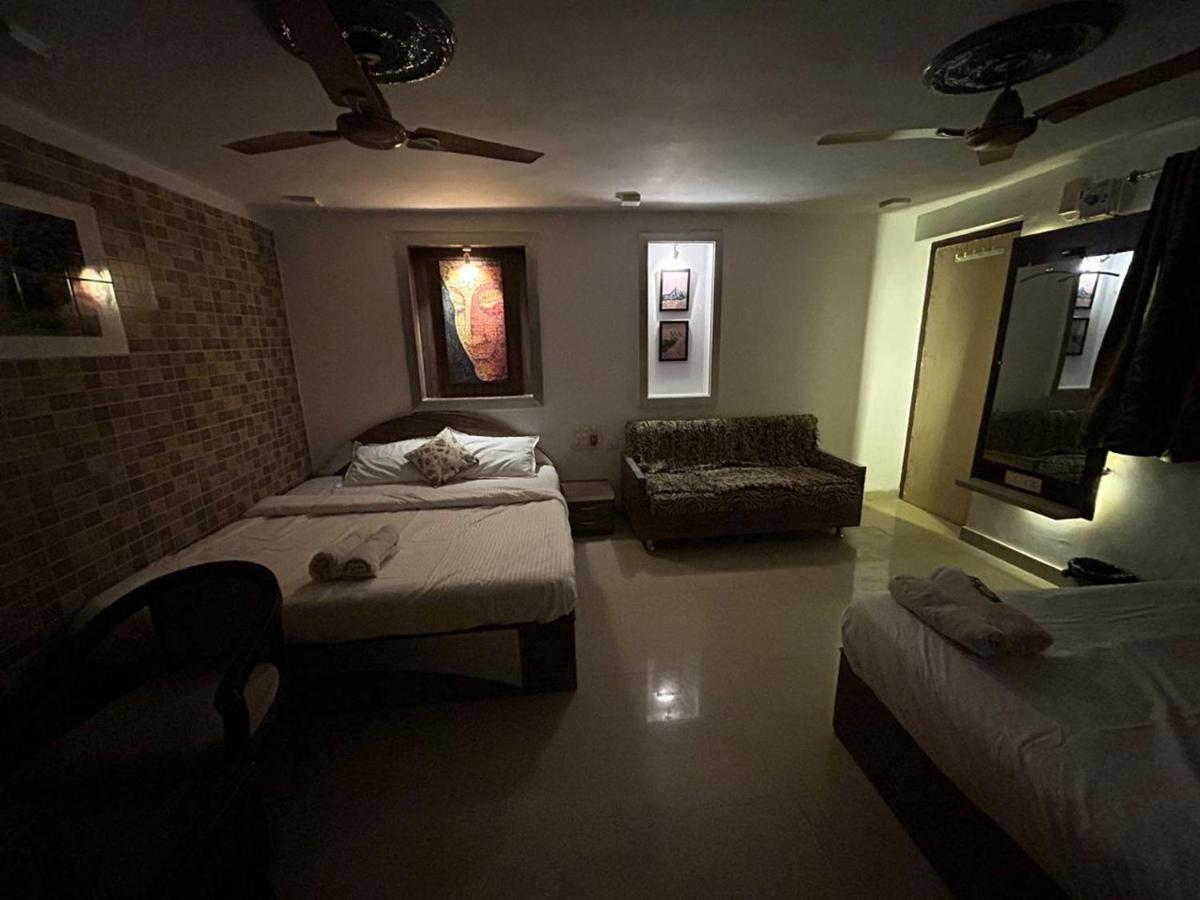 The Peach Tree Rooms Monte Abu Exterior foto